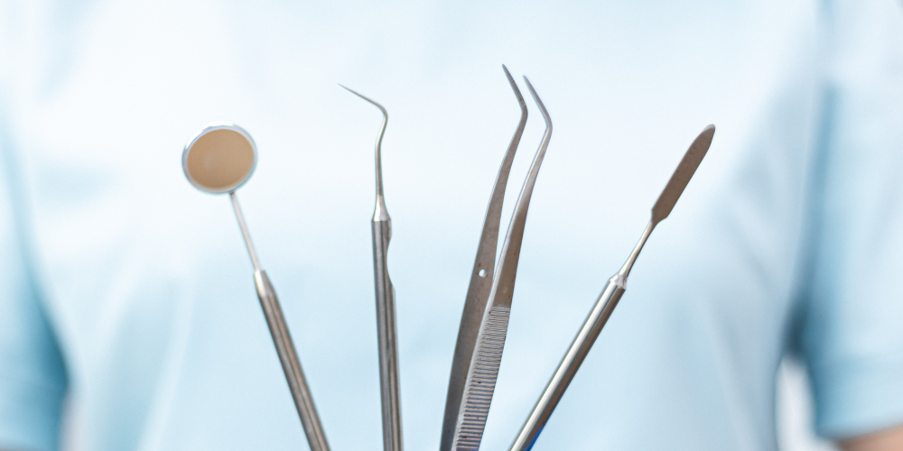 multiple dental instrument and tweezer